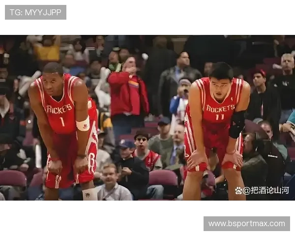 NBA火箭队标准阵容的构成和战术特点是什么 NBA火箭队标准阵容的构成和战术特点是什么